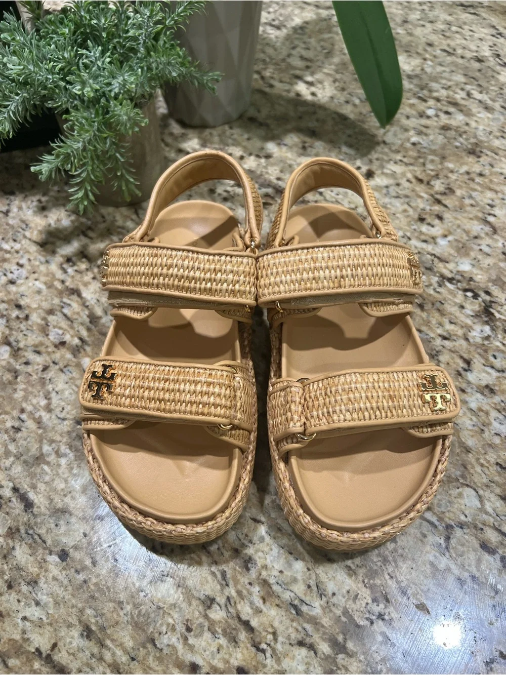 Tory Burch Kira Sport Sandal in Raffia w/ Gold-tone Hardware 5.5M